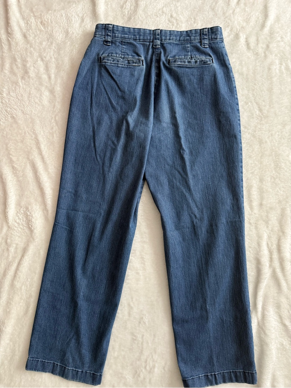 L.L.Bean Classic Fit Straight-Leg Stretch Denim Jeans Blue Size 8 Reg - Picture 3 of 10